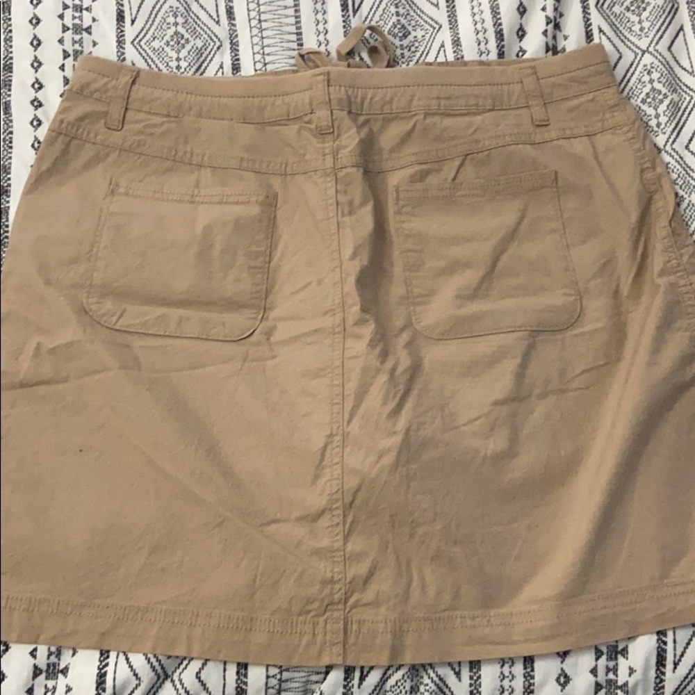 Skort - Picture 2 of 3